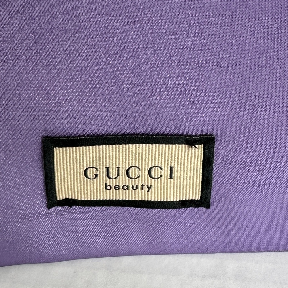 Gucci Shimmer Zip Pouch/ Cosmetic /Makeup Bag L 9in H 6 1/2in - Picture 3 of 9